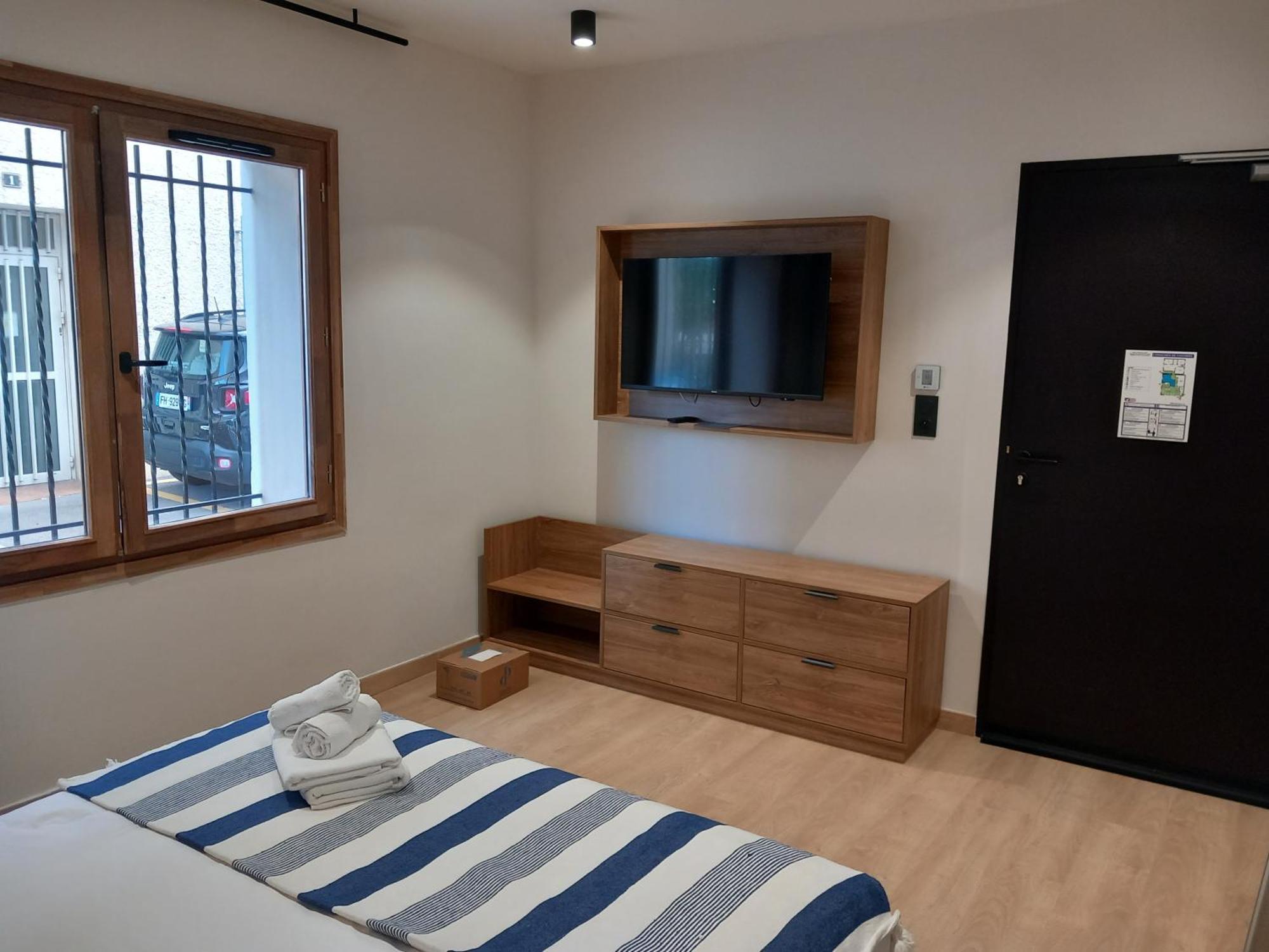 Intense Boutik-Hotel Port Vendres ภายนอก รูปภาพ